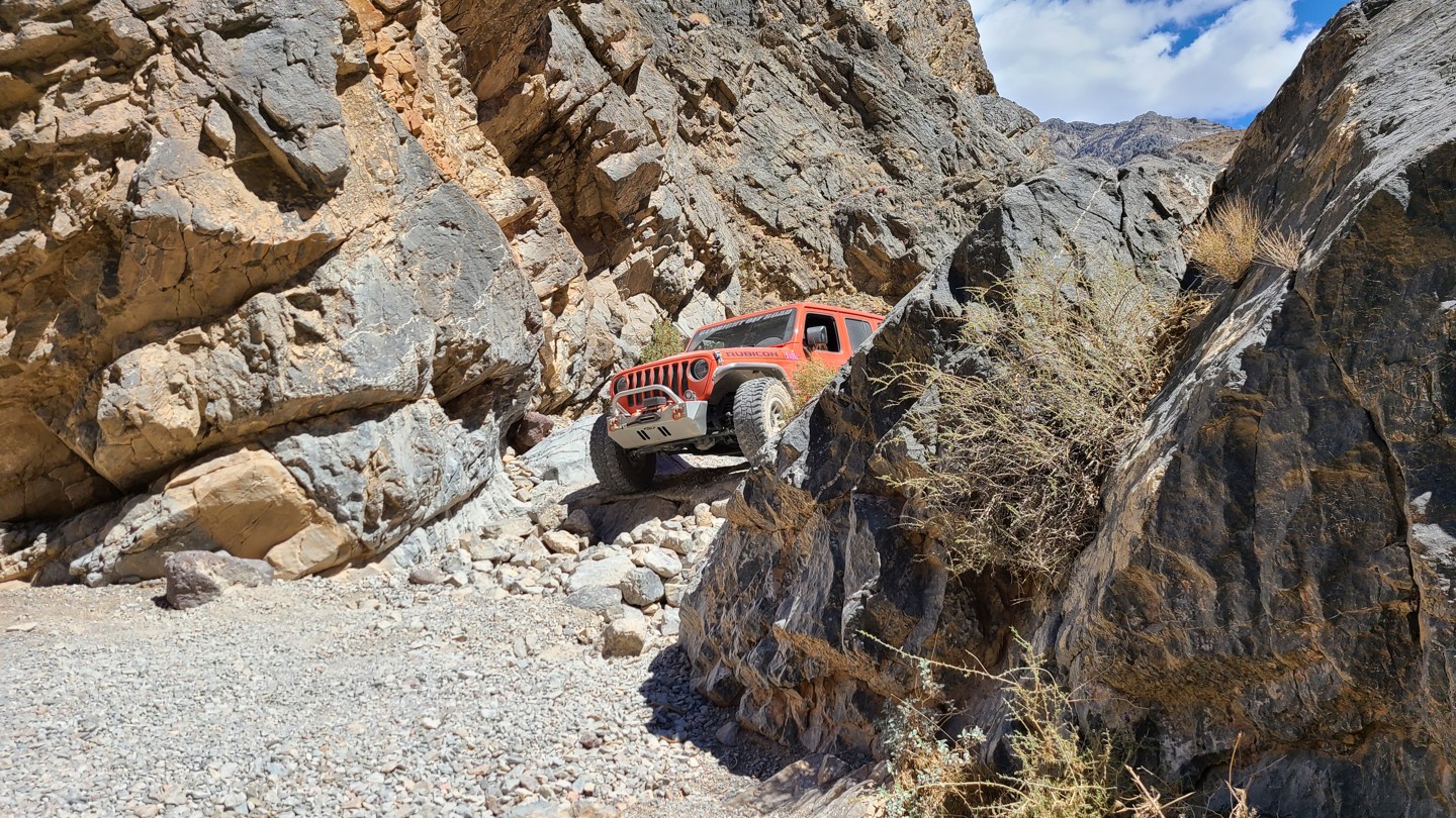 Steel Pass aka Dedeckera Canyon - Best Trails
